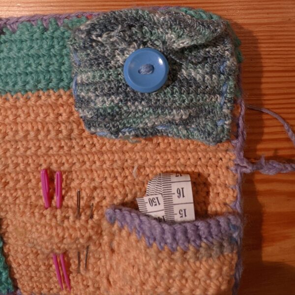 Pochette Crochet détails poches/porte aiguille/petite pochette